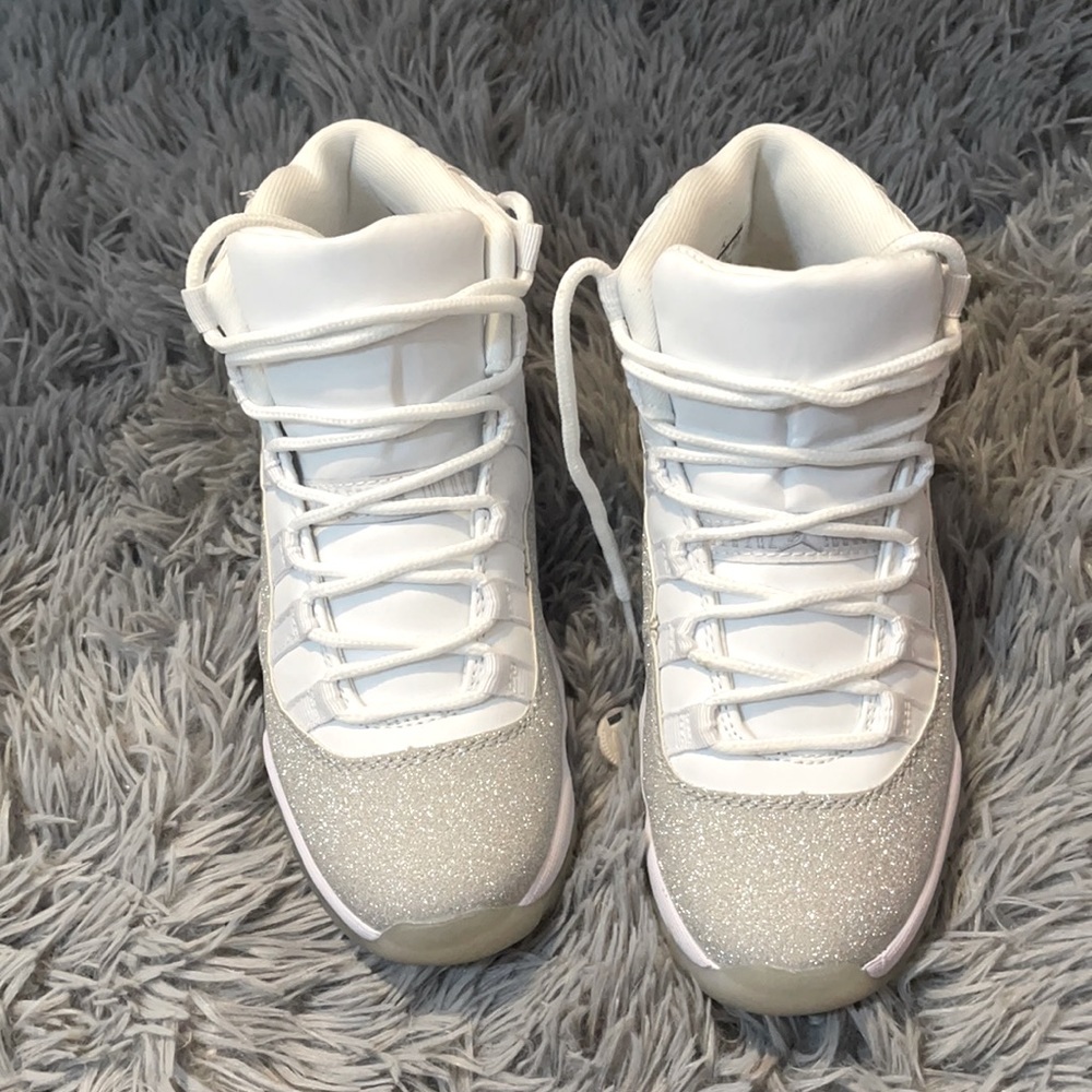 Jordan 11s Retro “Metallic Silver”